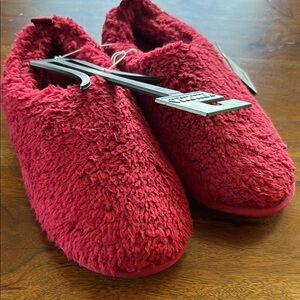 Sonoma Red Fuzzy Slippers